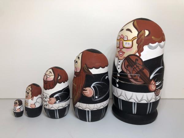 Nesting Dolls picture