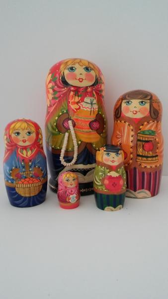 Traditional Nesting Dolls picture