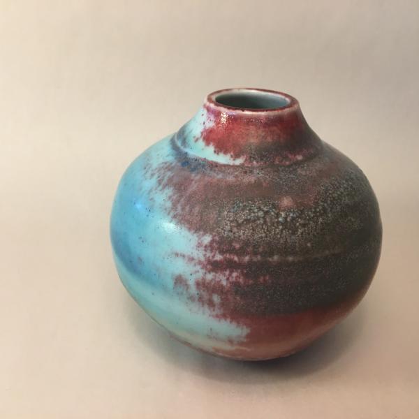 Copper Red Porcelain bottle picture