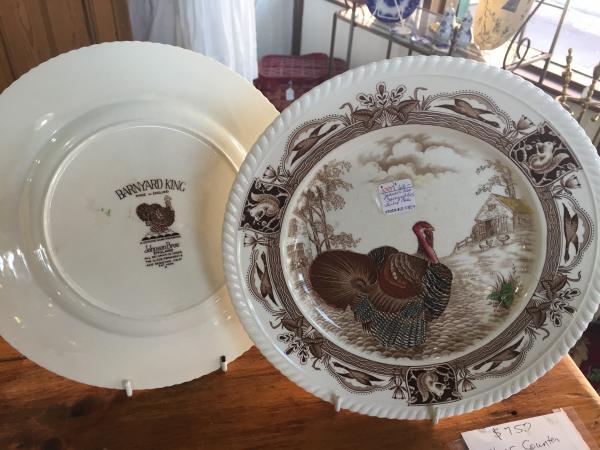 Turkey plate - Johnson Brothers Barnyard King. 10 1/2 inch dinner plate. Price is for each plate.