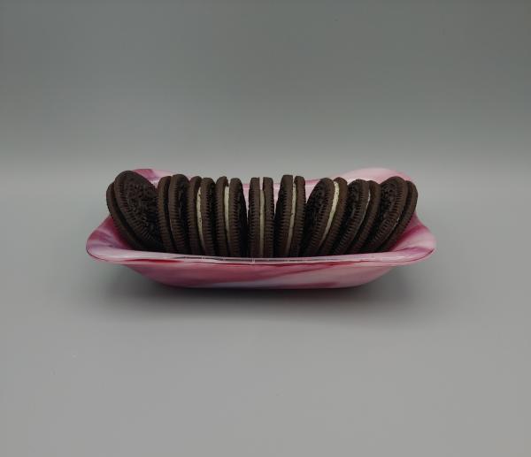 3” x 6” Rectangle Dish – Pink/Red/White Swirl picture