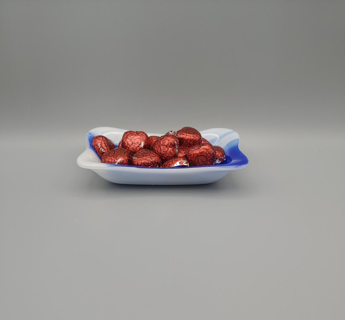 3&rdquo; x 6&rdquo; Rectangle Dish &ndash; White w/Cobalt Blue Swirl picture