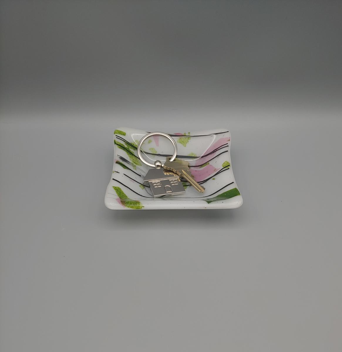 4" Square Dish &ndash; White w/Purple, Pink and Green Confetti picture