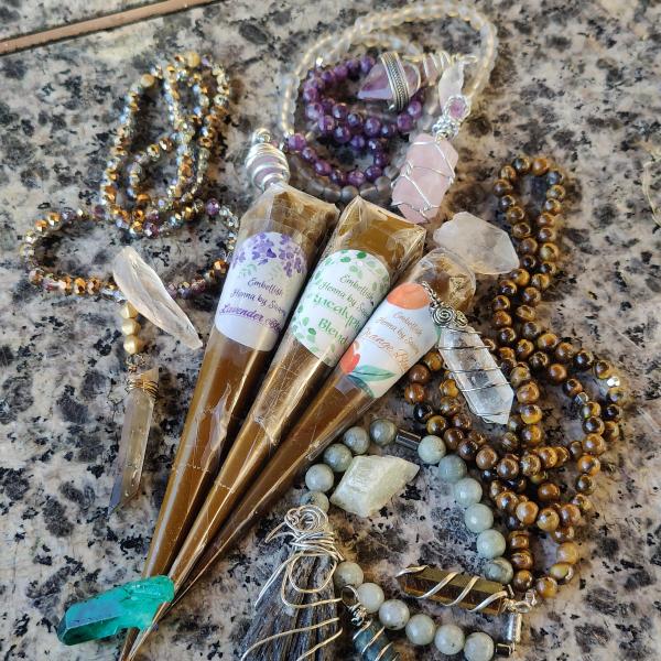 Embellish Henna Art and Handmade