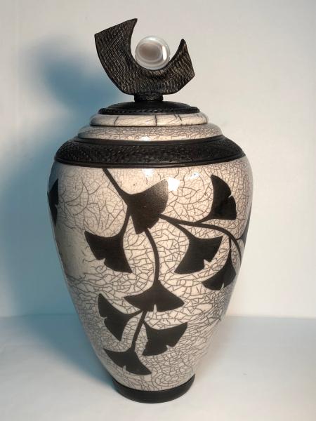 Gingko lidded Vessel