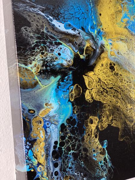 Abstract artwork on a 12 x 12 in canvas picture