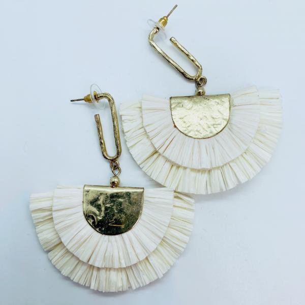 Hanging Raffia Earrings (Ivory)