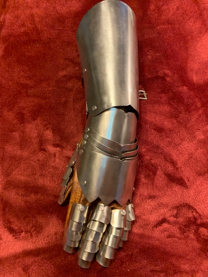 22g Steel Gaunlet with hinged vambrace - Single Gaunlet picture