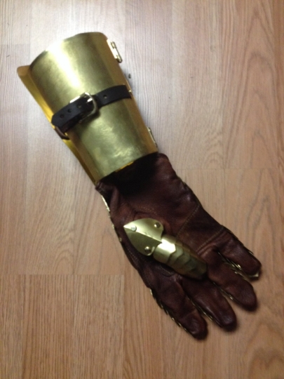 22g Brass Gaunlet with hinged vambrace - Pair of Gauntlets picture