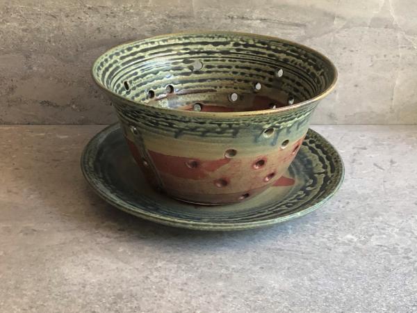 bowl - berry w/plate picture