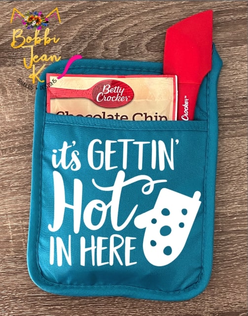 It's Gettin' Hot In Here Pot Holder Gift Set picture