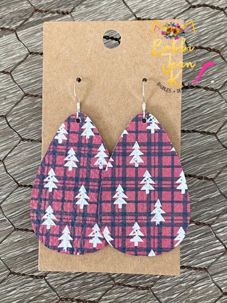 Mini Christmas Trees on Plaid- Teardrop Shape picture