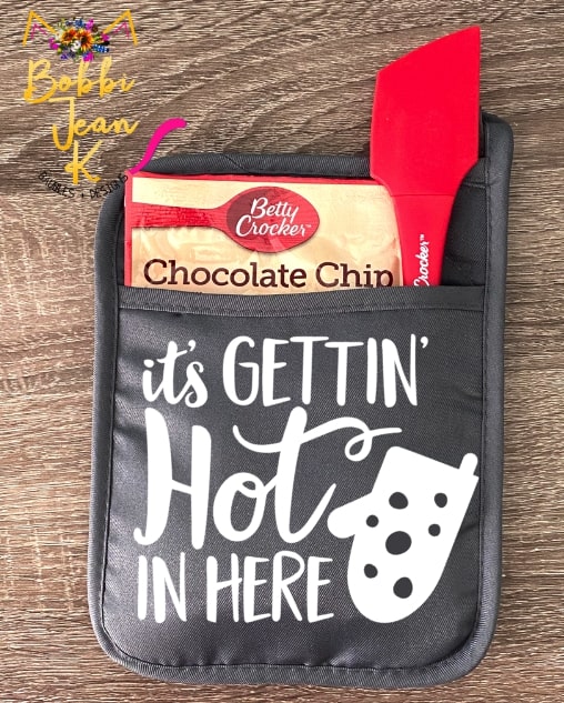 It's Gettin' Hot In Here Pot Holder Gift Set picture