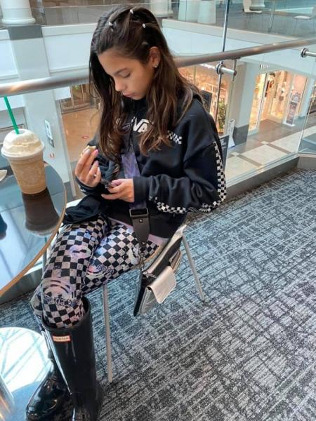 Girl's Leggings- Checkered Emoji picture