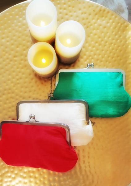 Elegant Silk Clutches picture