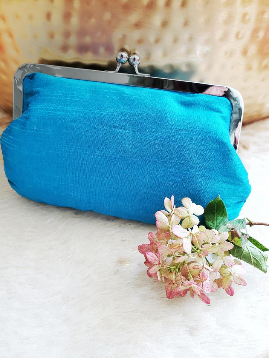 Elegant Silk Clutches picture