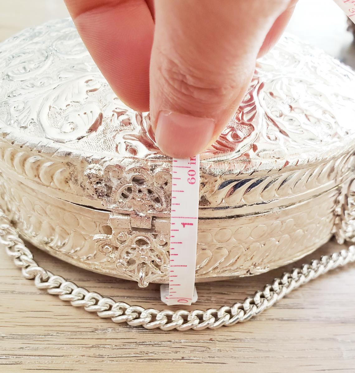 Silver Round Clutch picture