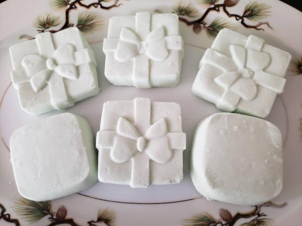 Eucalyptus Essential Oil Shower Steamers picture