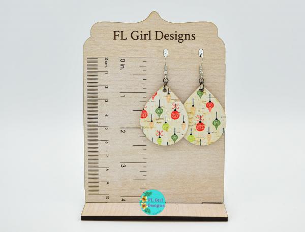 Ornament Cork Medium Teardrop