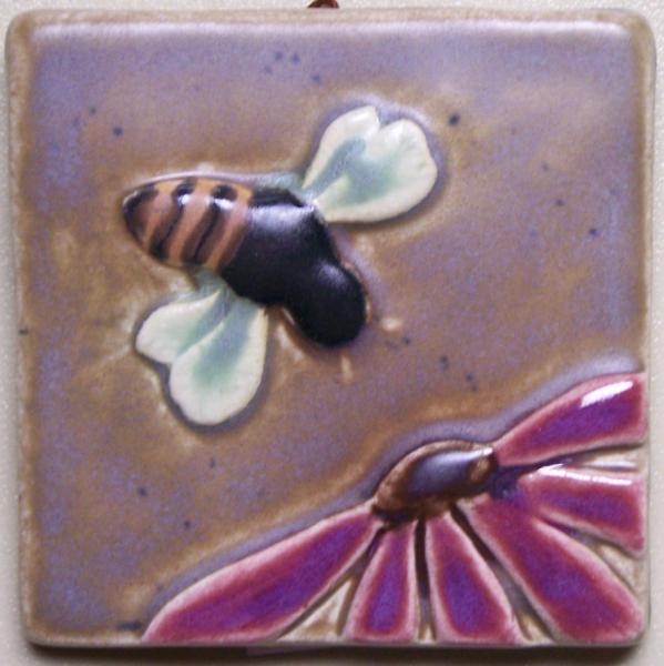 3x3 Bee and Flower Tile picture