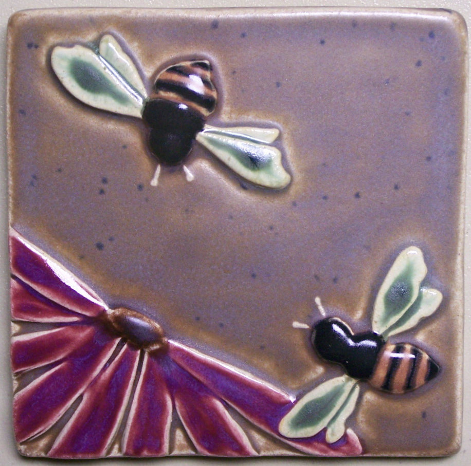 4x4 Bee and Flower Tile picture