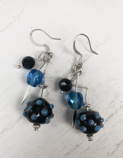 Blue and black bumpy bead earrings picture