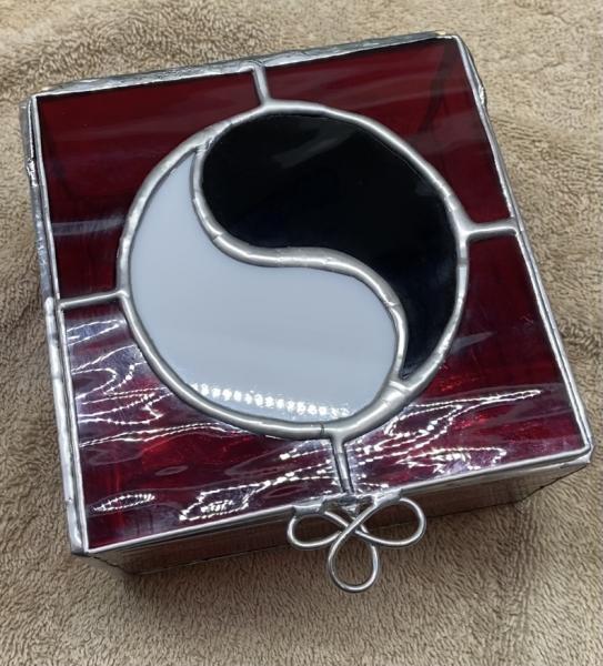 Ancient Aes Sedai Box picture