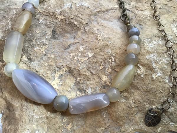 Necklace, Smooth Agate Nugget picture