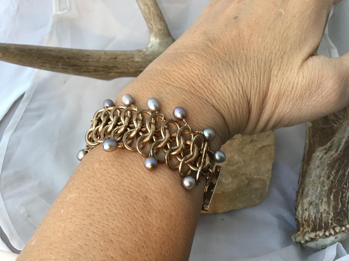 Necklace, freshwater Pearl picture