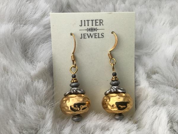 Earring Gold and Pewter picture