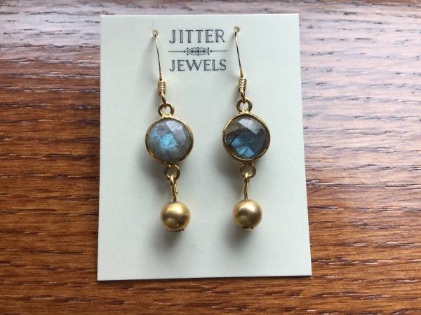 Earring small Labradorite and gold picture