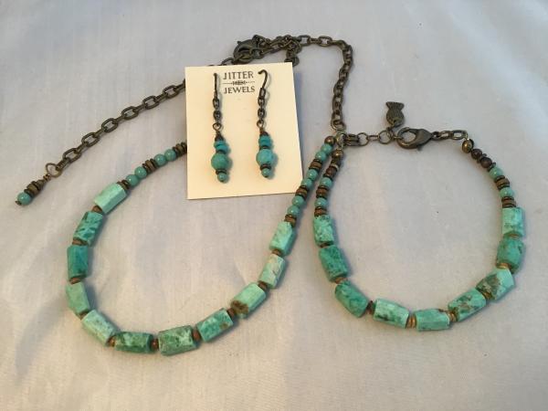 Earring Turquoise & Antiqued Bronze picture