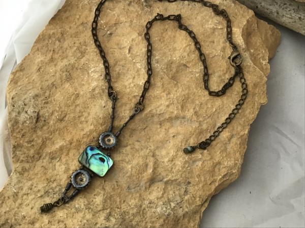 Necklace, Abalone, antique brass picture