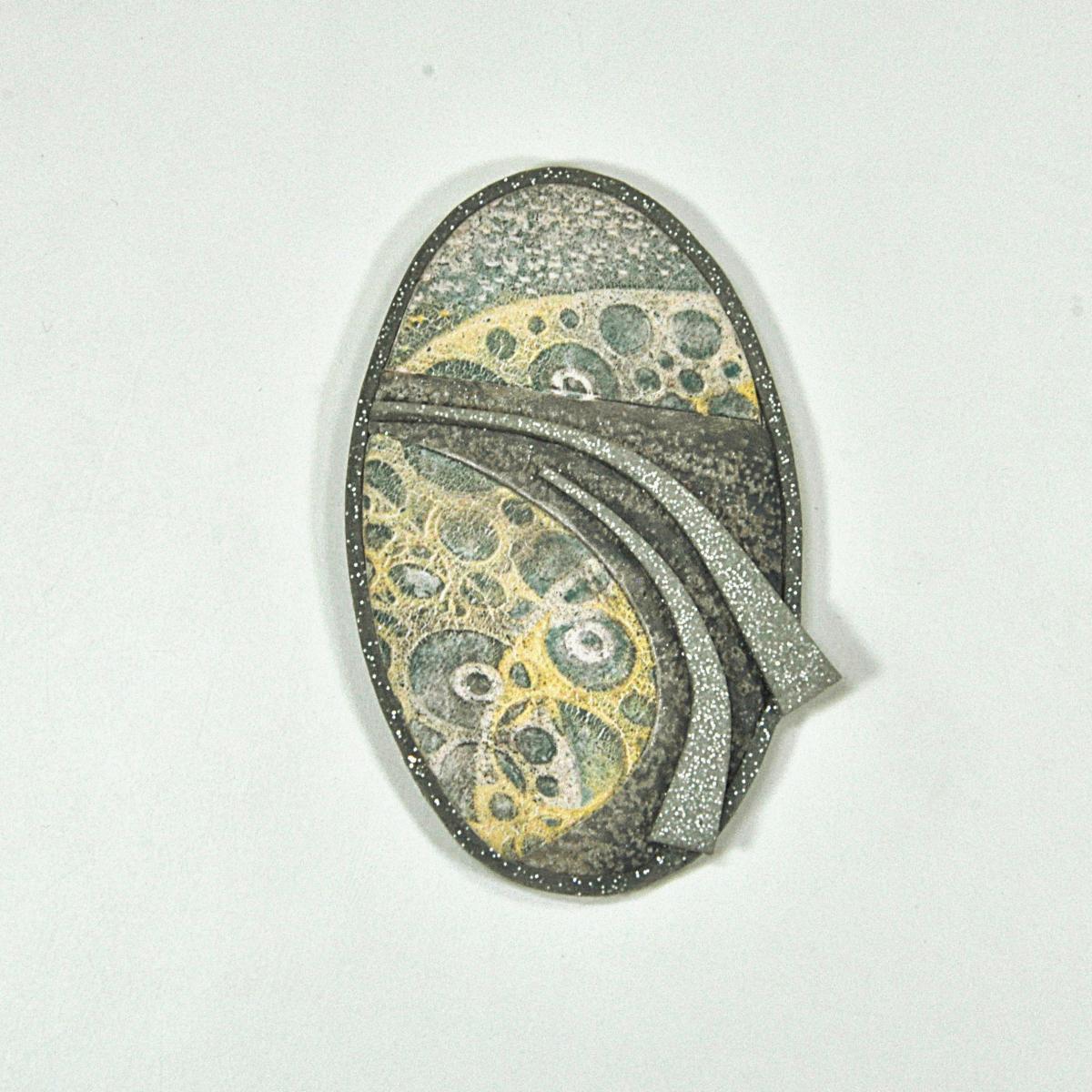 B18-34 Brooch picture