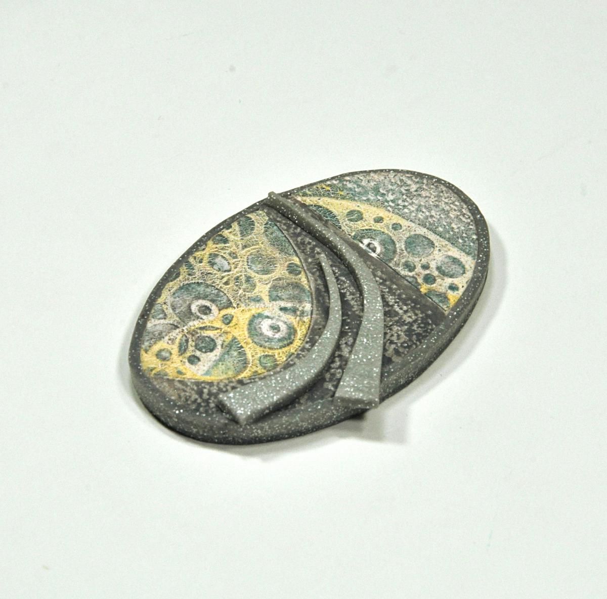 B18-34 Brooch picture