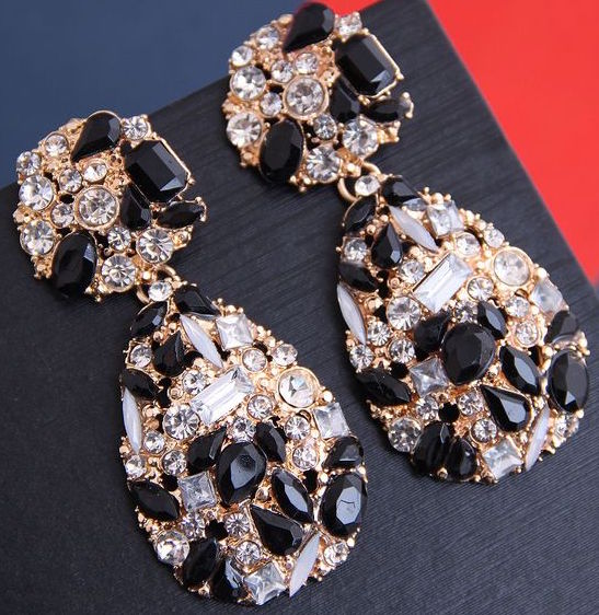 Sloane Earrings - Black