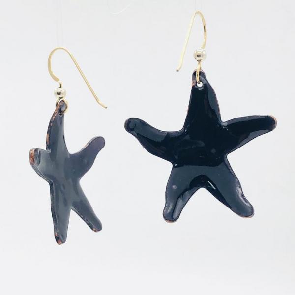 Handmade star shaped dangle earrings. Holiday style starfish in black/gold enamel. Beachy, tropical, fun! Artful Jewelry by DianaHDesigns picture