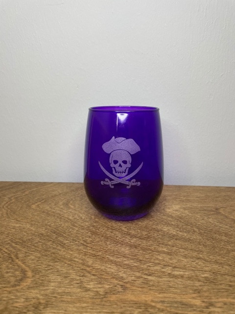 Etched Wine Glass - Skull picture