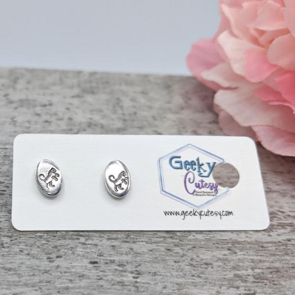 Tiger Stud Earrings