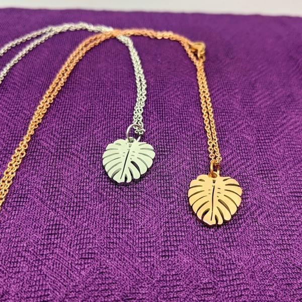 Monstera Pendant Necklace picture