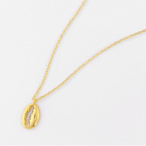 DANI DESIGNS MATTE GOLD COWRY SHELL NECKLACE