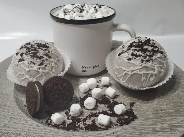 Specialty hot cocoa bomb picture