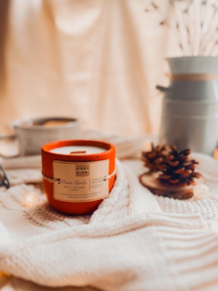 Crown Apple Concrete + Wooden Wick Soy Candle