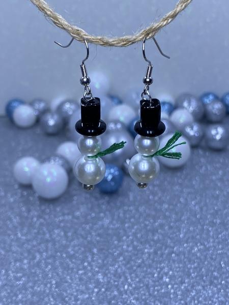 Pearl Snowmen Earrings with Green Scarves. picture