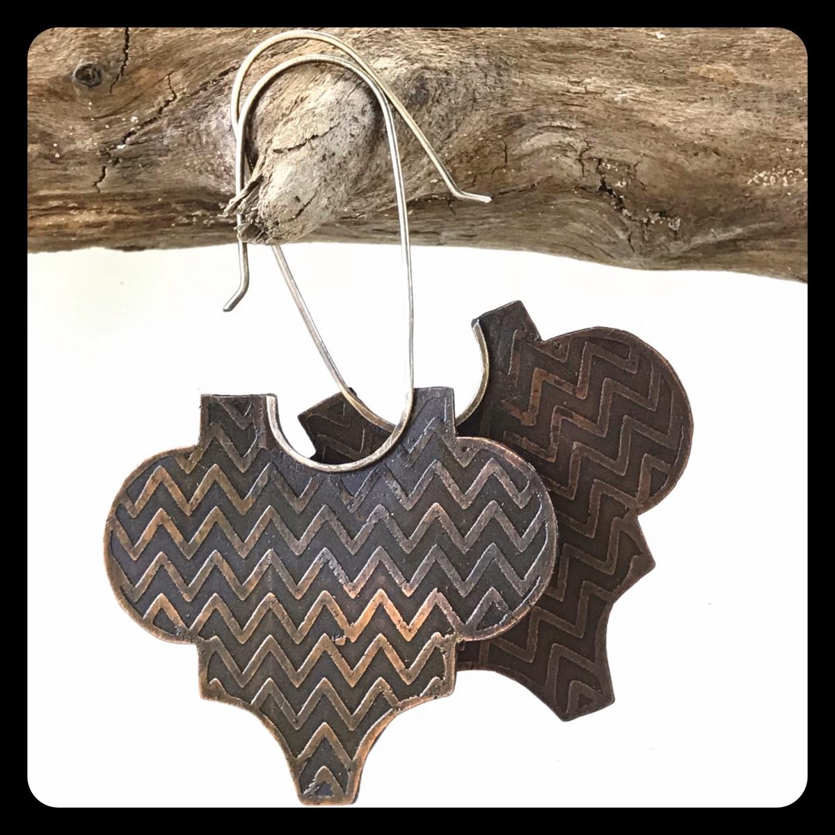 Arabesque Fixed Earrings in copper and sterling silver picture