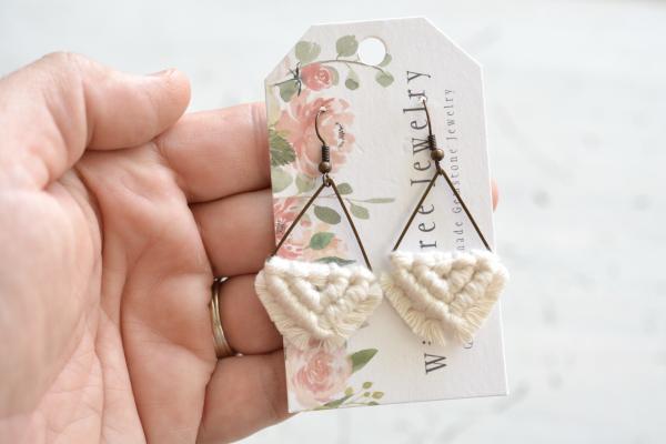 Natural Macrame Earrings picture