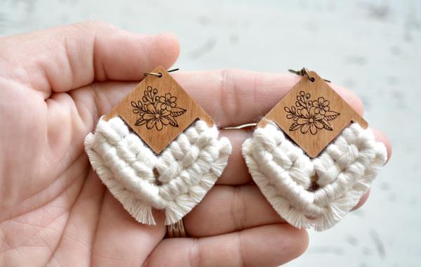 Natural Floral Macrame Earrings picture
