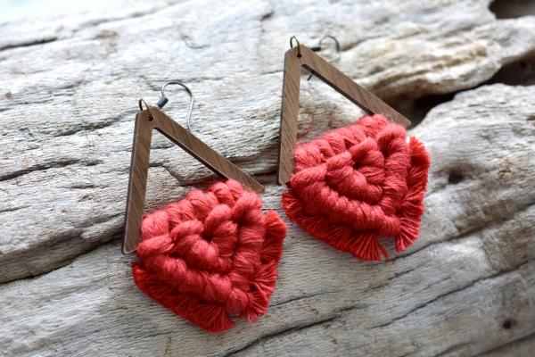 Red Macrame Earrings picture