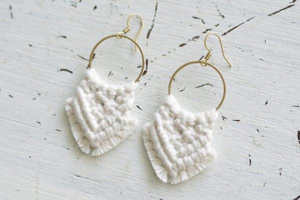 Natural Macrame Earrings picture