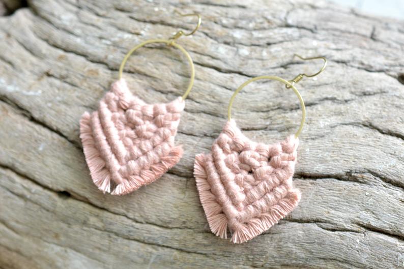 Blush Macrame Earrings picture